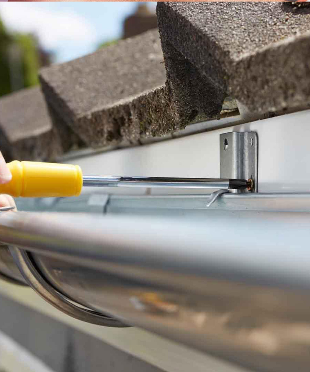 Entretien de système de gouttière à Charenton-le-Pont (94220) dans le Val de Marne (94)