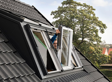 Pose de velux à Charenton-le-Pont (95220) dans le Val de Marne (94)